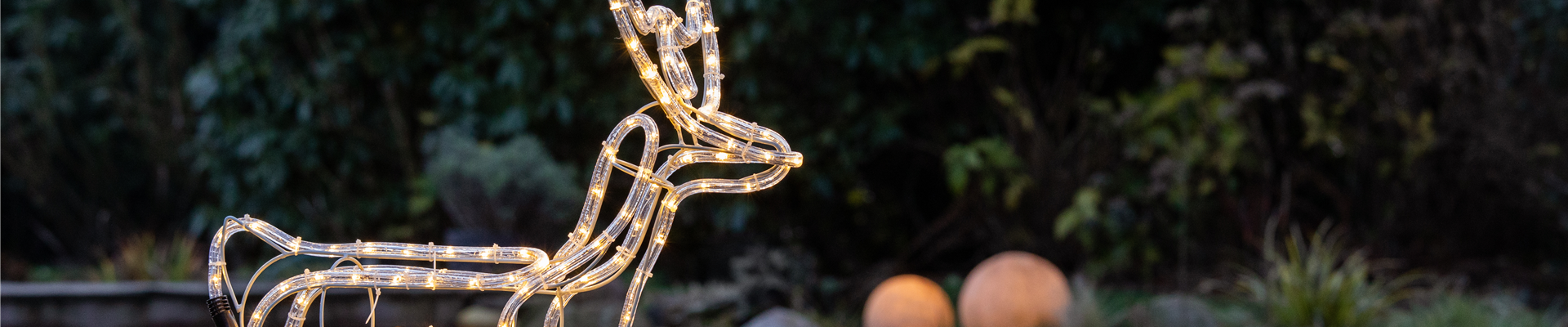 Lichter im Garten - Elch aus Lichtschlauch